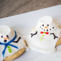 Melted Snowman Cookies – Somewhat Simple – Mrs. Claus favorite recipe